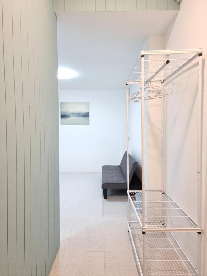 The Zai Apartment Ban Krathum Lom Extérieur photo