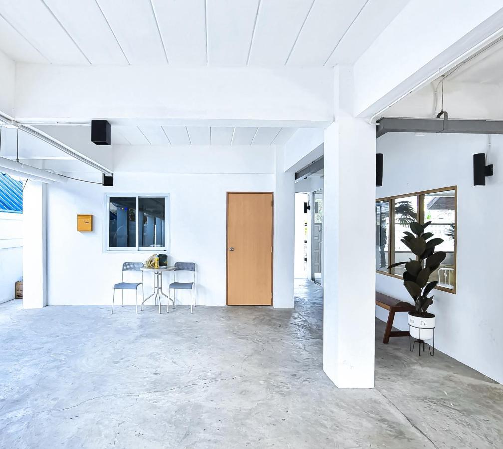 The Zai Apartment Ban Krathum Lom Extérieur photo